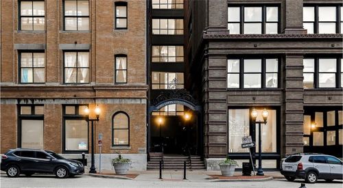 apt-304-308 W 8th St, Kansas City, MO, 64105-1520 | Card Image