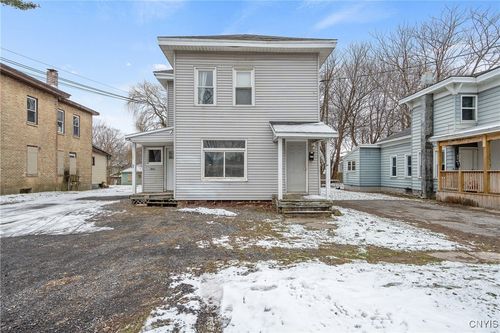 262 W 4th St S, Fulton, NY, 13069-2222 | Card Image