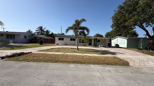 630 Ne 23rd Ct, Pompano Beach, FL, 33064-5505 | Card Image
