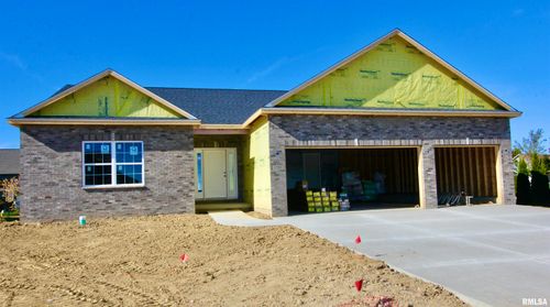 1700 Rustic Oak Dr, Washington, IL, 61571-8701 | Card Image