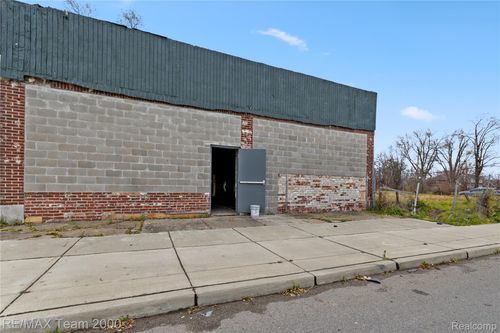 12735 W Chicago St, Detroit, MI, 48228-2683 | Card Image