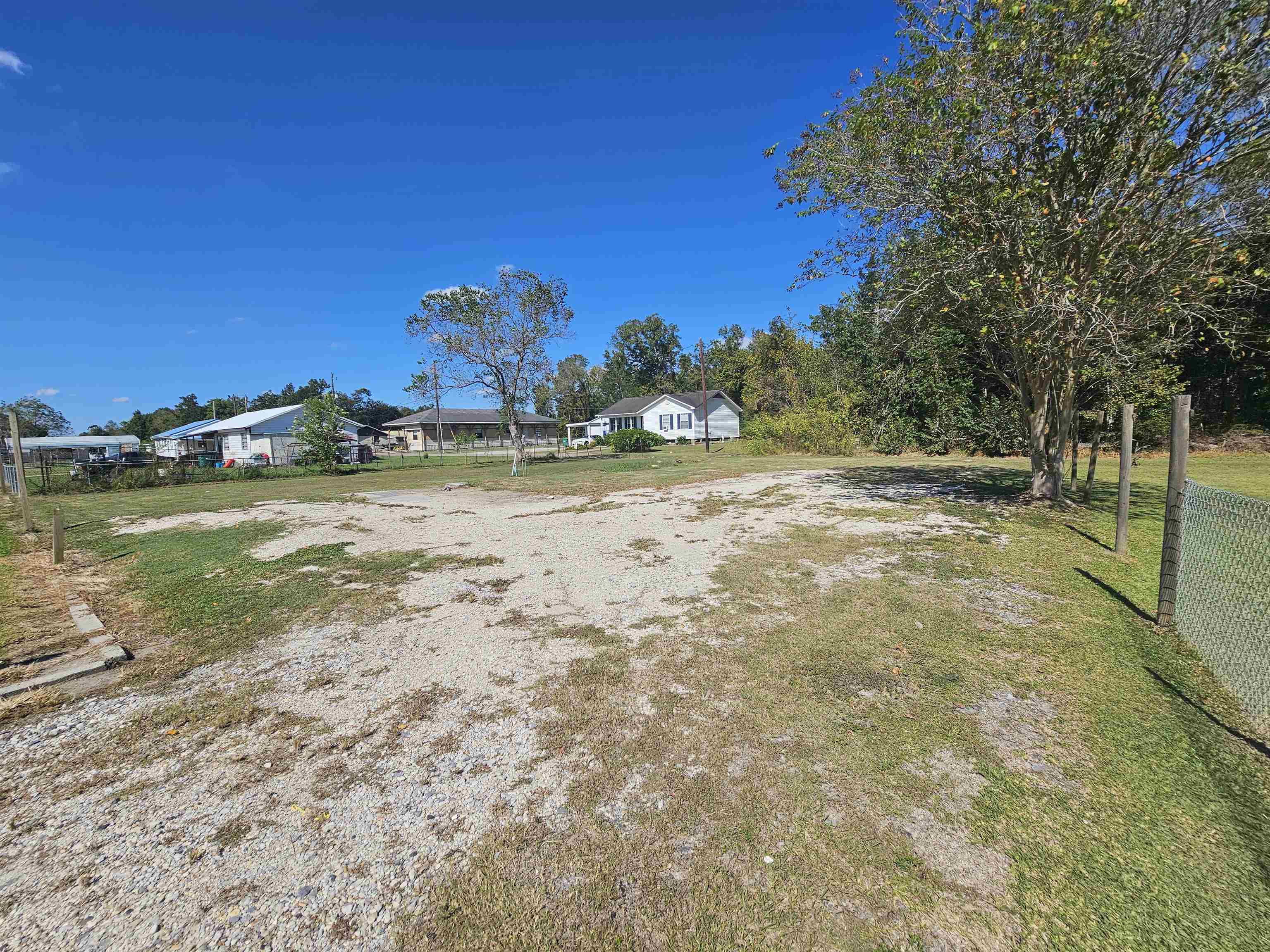 Land in Vacherie 4