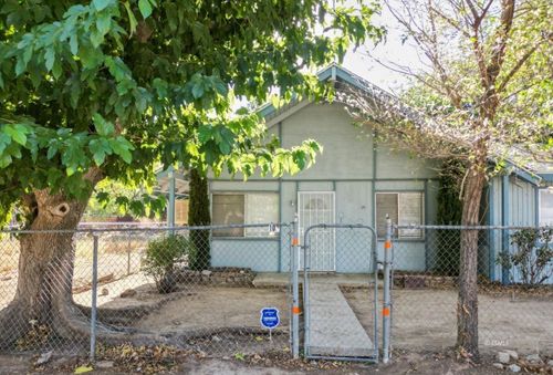 102 Parkway, Wofford Heights, CA, 93285-8008 | Card Image
