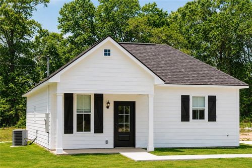 110 Pine Point Cir, Sylvester, GA, 31791-7544 | Card Image