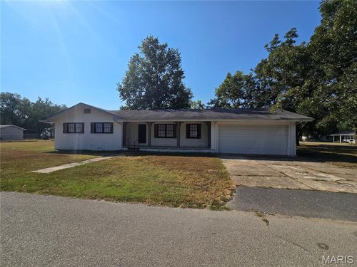 310 Pointer Ave, Bernie, MO, 63822-9200 | Card Image