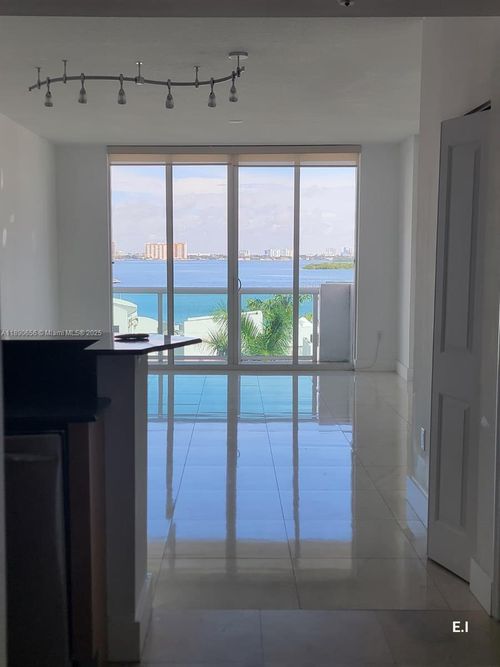 apt-602-7900 Harbor Island Dr, North Bay Village, FL, 33141-4283 | Card Image