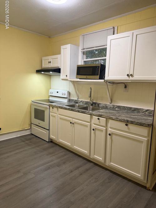 c-3320 Joycliff Road, Macon, GA, 31211 | Card Image