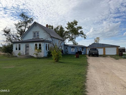 43401 593rd St Nw, Kenmare, ND, 58746-6401 | Card Image