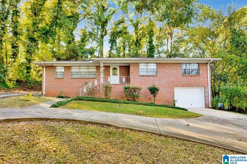 504 8th St, MIDFIELD, AL, 35228-2502 | Card Image