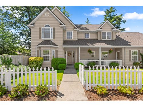 10349 Sw 71st Ave, Tigard, OR, 97223-9109 | Card Image