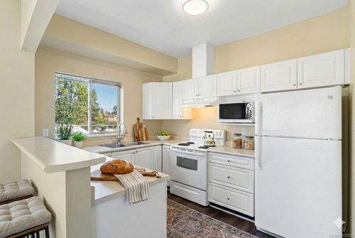 207-125 Mccarter St, Parksville, BC, V9P1L9 | Card Image