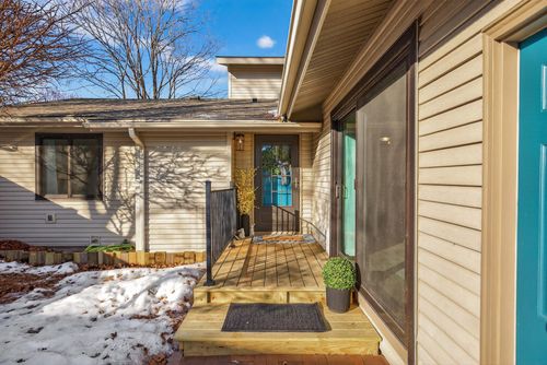 --3319 Lower 67th St E, Inver Grove Heights, MN, 55076-1654 | Card Image