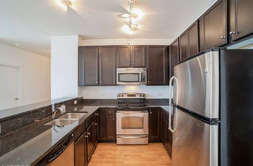 1502-1901 S Calumet Ave, Chicago, IL, 60616-6010 | Card Image
