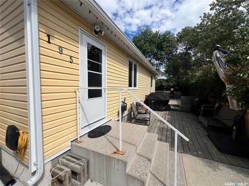 195 Ensign St, Success, SK, S0N0J0 | Card Image