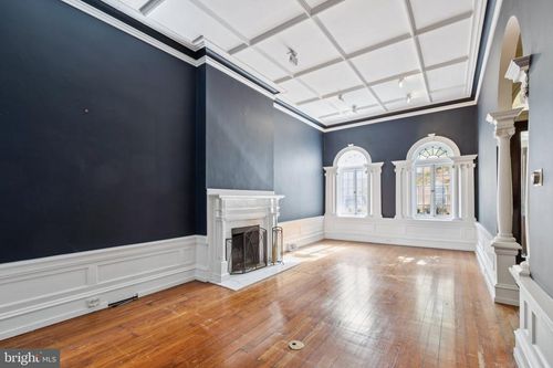 2221 Locust St, PHILADELPHIA, PA, 19103-5510 | Card Image