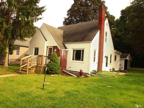 96 Westwood St, Hillsdale, MI, 49242-1530 | Card Image