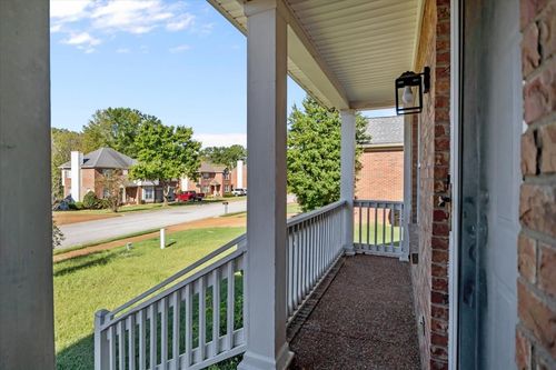 7928 Boone Trce, Nashville, TN, 37221-6528 | Card Image