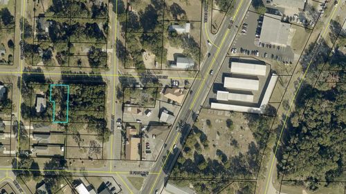 416 E 2nd Ave, Crestview, FL, 32536 | Card Image