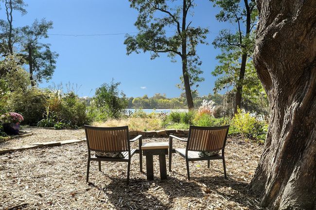 You’ll have a front-row seat to springtime crab-apple blossoms lining the lakeshore, gorgeous fall color and the spring and fall songbird migration | Image 29