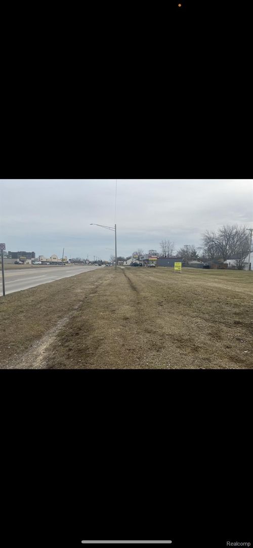 1520 S Merriman Rd, Westland, MI, 48186-5302 | Card Image