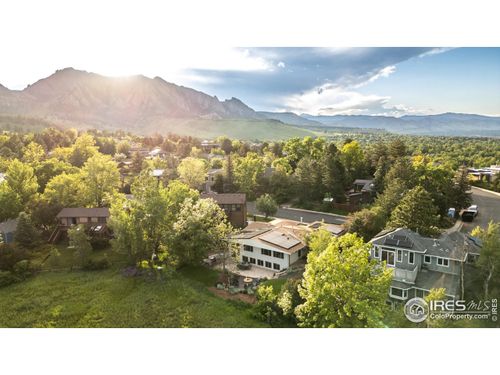 3380 Longwood Ave, Boulder, CO, 80305-7204 | Card Image