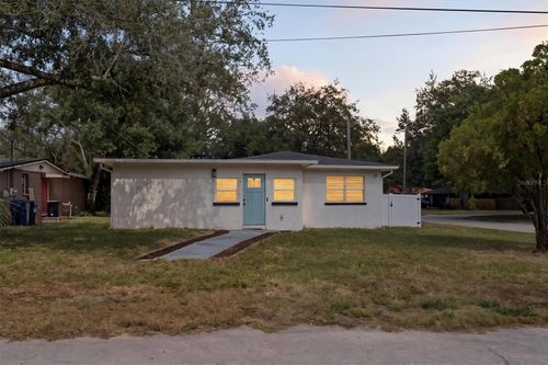 3020 E Idlewild Ave, TAMPA, FL, 33610-3605 | Card Image