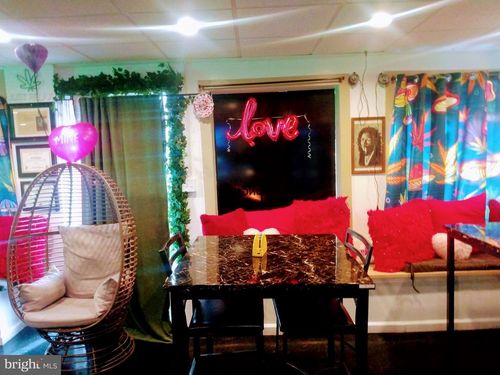 320 E State St, Trenton, NJ, 08608-1810 | Card Image