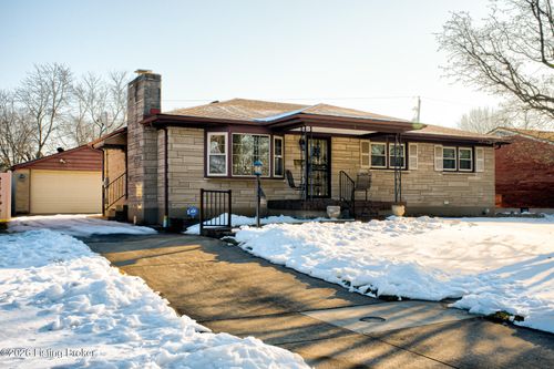 3911 Woodgate Ln, Louisville, KY, 40220-2745 | Card Image