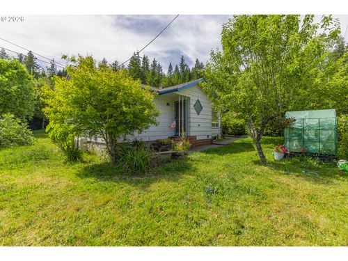 1775 N Fir St, Coquille, OR, 97423-1058 | Card Image