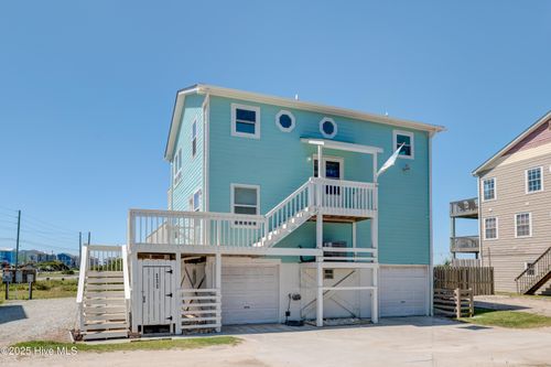 111 Summer Place Dr, N Topsail Beach, NC, 28460-8253 | Card Image