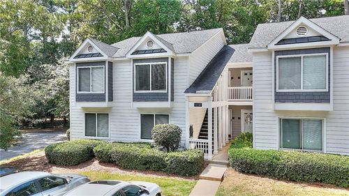 12 Rumson Ct Se, Smyrna, GA, 30080-8002 | Card Image