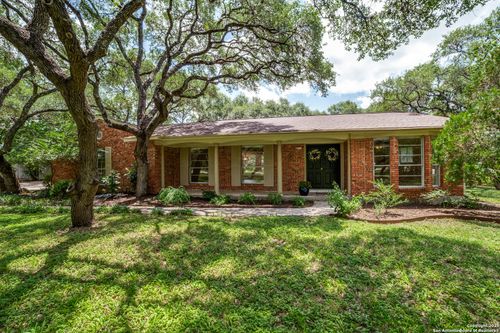 100 End Gate Ln, Shavano Park, TX, 78231-1204 | Card Image