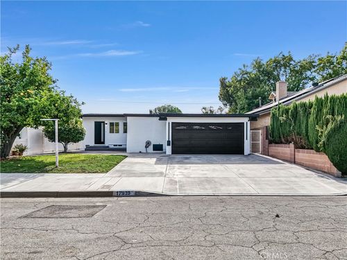 17919 Gard Ave, Artesia, CA, 90701-3925 | Card Image