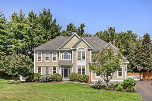305 S Gate Ln, Southport, CT, 06890-1456 | Card Image
