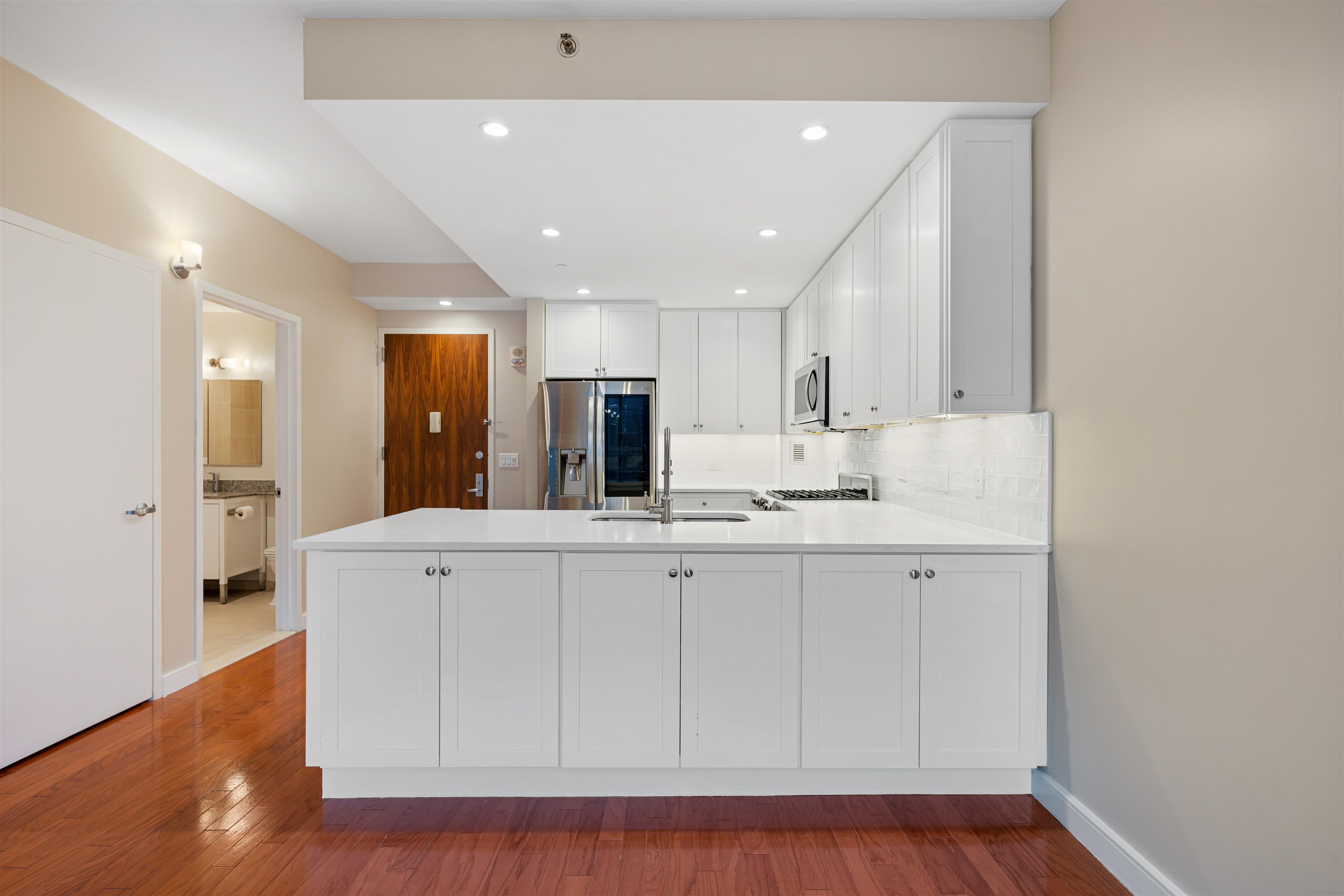 Residential Lease in JC, Downtown 3