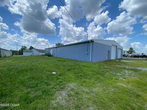 625 W Main Street, Carterville, MO, 64835 | Card Image