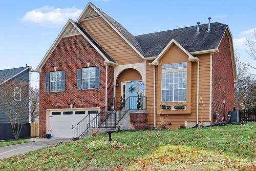 1109 Mistletoe Cir, Hermitage, TN, 37076-4712 | Card Image