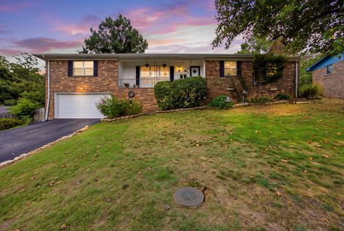 414 Ashwood Ter, Chattanooga, TN, 37415-3003 | Card Image
