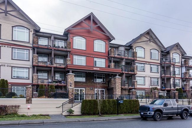301 - 19939 55a Avenue, Condo with 1 bedrooms, 1 bathrooms and 1 parking in Langley BC | Image 1