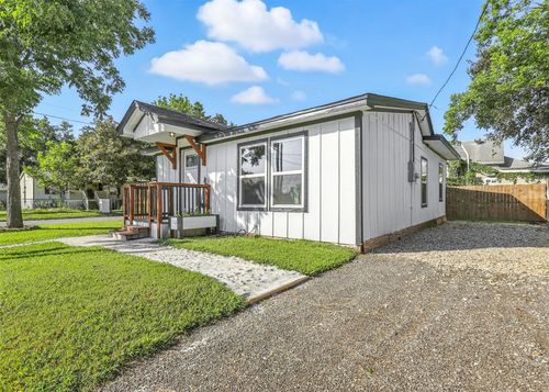 101 Sandy St, Cleburne, TX, 76031-5118 | Card Image