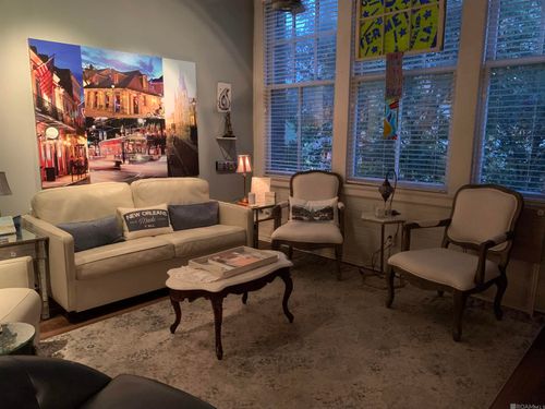 apt-301-1111 S Peters St, New Orleans, LA, 70130-1710 | Card Image