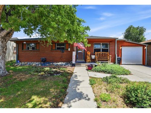 12374 Olmsted Dr, Denver, CO, 80239-3600 | Card Image