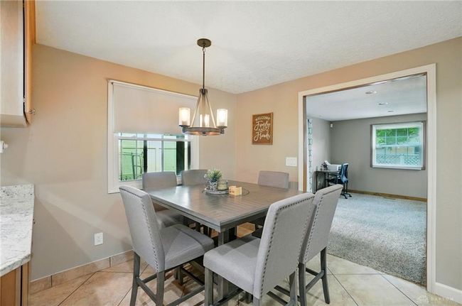 2946 Rockledge Trl, House other with 3 bedrooms, 2 bathrooms and null parking in Beavercreek OH | Image 15