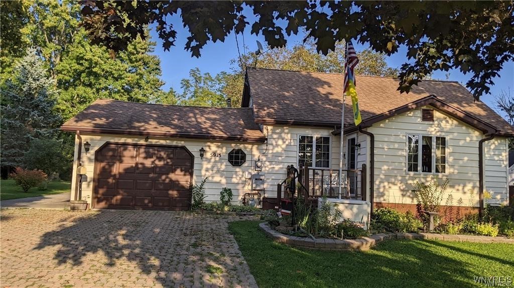 Kline Rd, Niagara Falls, NY 14304