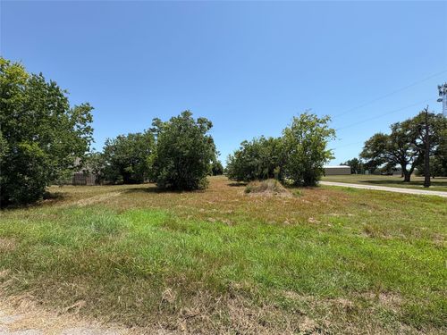 401 E Tres Palacios Ave, Palacios, TX, 77465-2740 | Card Image