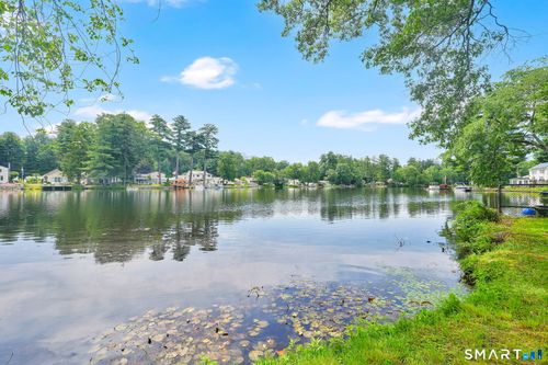 42 Wheeler Dr, Enfield, CT, 06082-2229 | Card Image