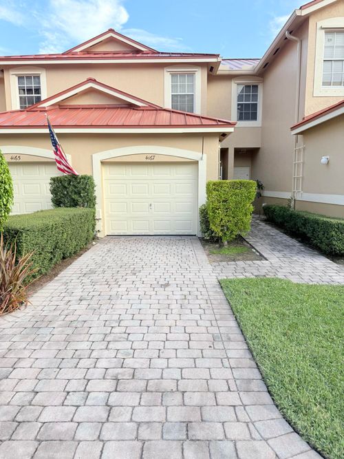4167 Crystal Lake Dr, Deerfield Beach, FL, 33064-1207 | Card Image