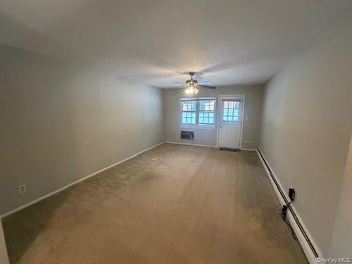 apt-4a-12 Harbour Ln, Oyster Bay, NY, 11771-2730 | Card Image