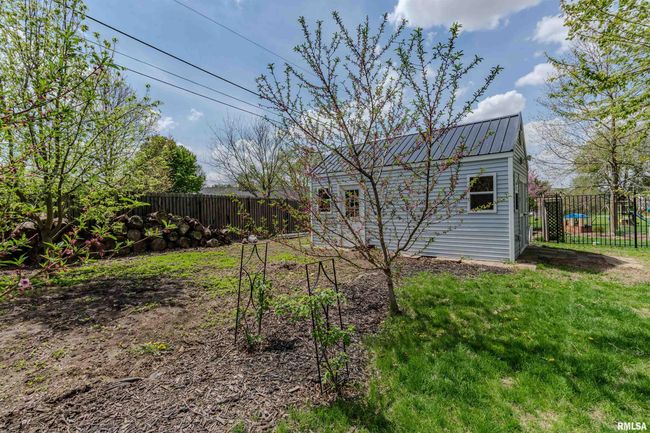 501 W High St, House other with 3 bedrooms, 2 bathrooms and null parking in Roanoke IL | Image 59