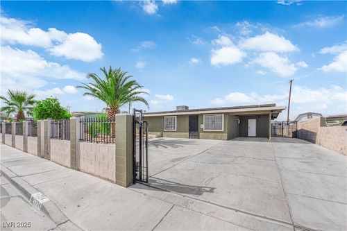 1724 Palora Ave, Las Vegas, NV, 89169-2591 | Card Image